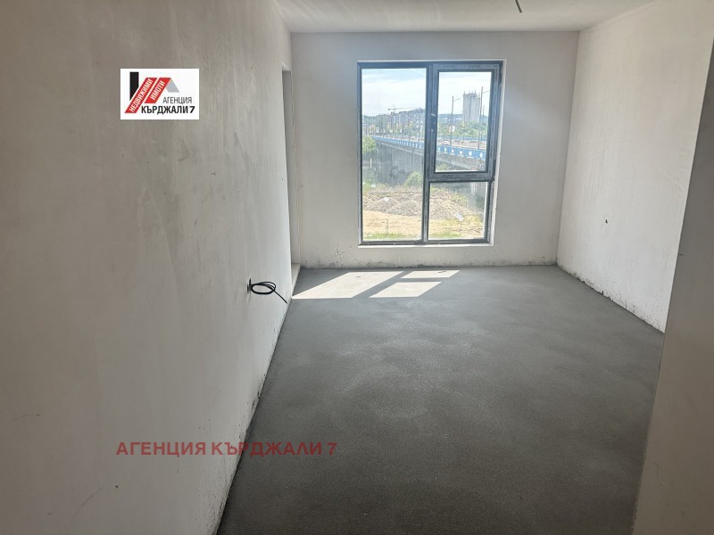 Продава  3-стаен град Кърджали , Център , 97 кв.м | 61392720 - изображение [6]