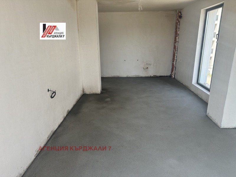 Продава  3-стаен град Кърджали , Център , 97 кв.м | 61392720 - изображение [10]