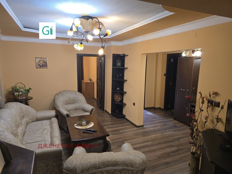 Продава 3-СТАЕН, гр. Благоевград, Широк център, снимка 2 - Апартаменти - 52532595