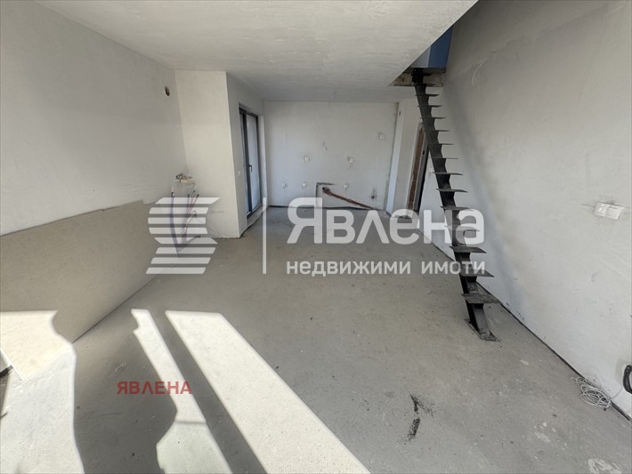 Продава МНОГОСТАЕН, гр. София, Кръстова вада, снимка 2 - Aпартаменти - 49407104