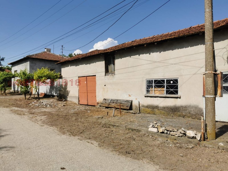 Продава КЪЩА, с. Обнова, област Плевен, снимка 2 - Къщи - 52778830