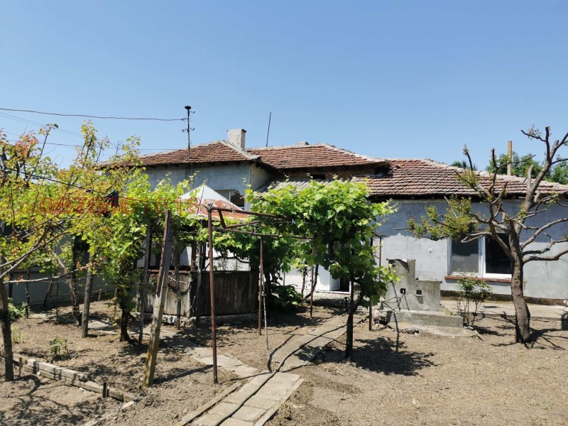 Продава КЪЩА, с. Обнова, област Плевен, снимка 3 - Къщи - 52778830