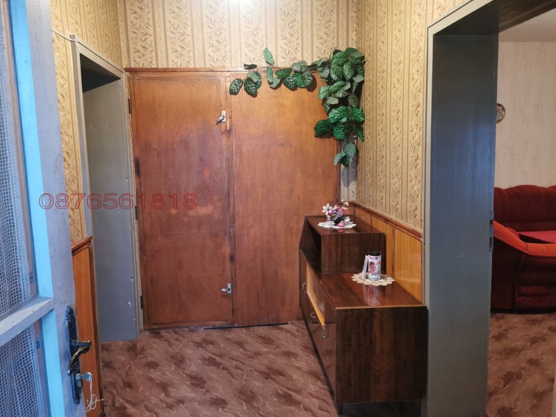 Продава КЪЩА, с. Обнова, област Плевен, снимка 8 - Къщи - 52778830