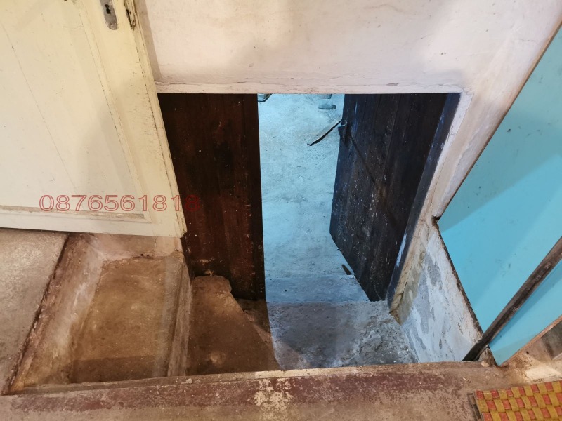 Продава КЪЩА, с. Обнова, област Плевен, снимка 13 - Къщи - 52778830