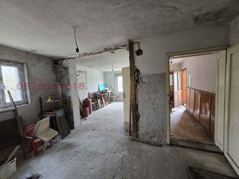 Продава КЪЩА, с. Обнова, област Плевен, снимка 15 - Къщи - 52778830