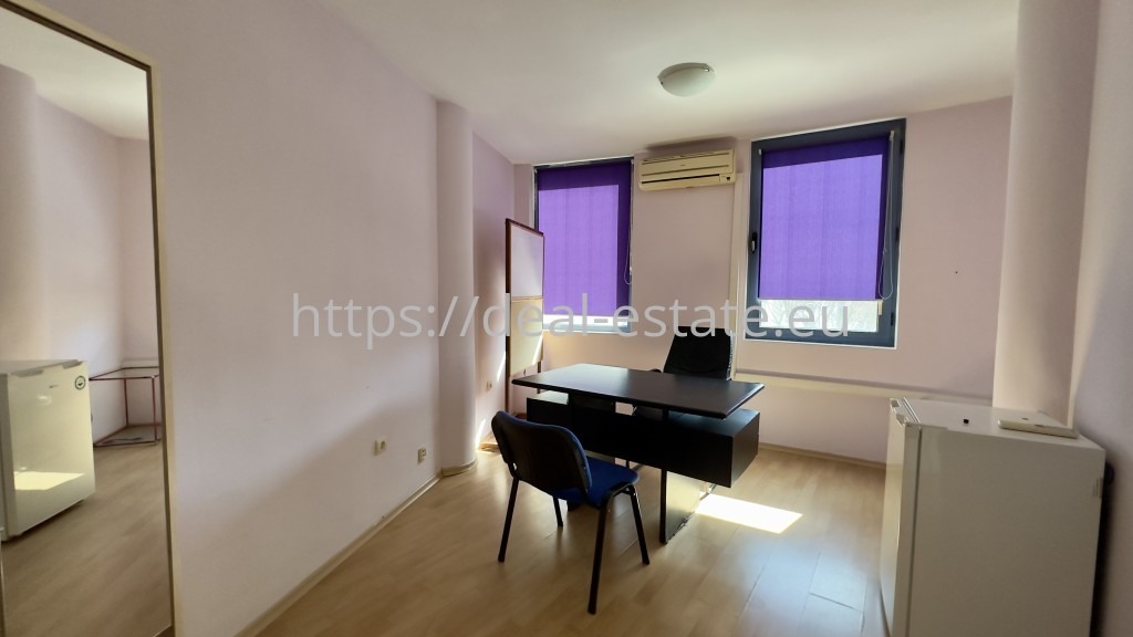 Продава ОФИС, гр. Благоевград, Идеален център