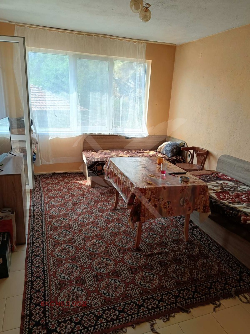 Продава ЕТАЖ ОТ КЪЩА в област Пловдив, гр. Асеновград - 128 кв.м / 160 000 € » 312 932.80 лв., ЕКС НВД ПЛОВДИВ ООД