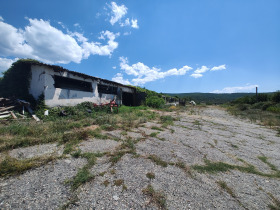 Edificio industriale Gotse Delchev, regione Blagoevgrad 1