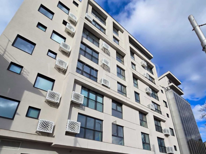 Продава 2-СТАЕН, гр. София, Център, снимка 2 - Апартаменти - 53596223