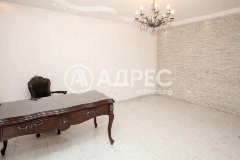 Продаја  2 спаваће собе Софија , Студентски град , 152 м2 | 17388649 - слика [8]