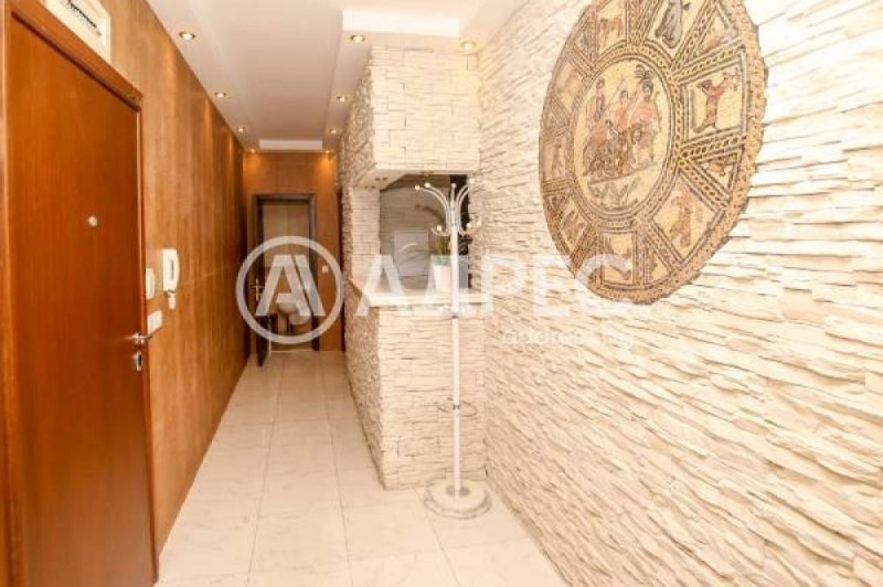 Продаја  2 спаваће собе Софија , Студентски град , 152 м2 | 17388649 - слика [13]