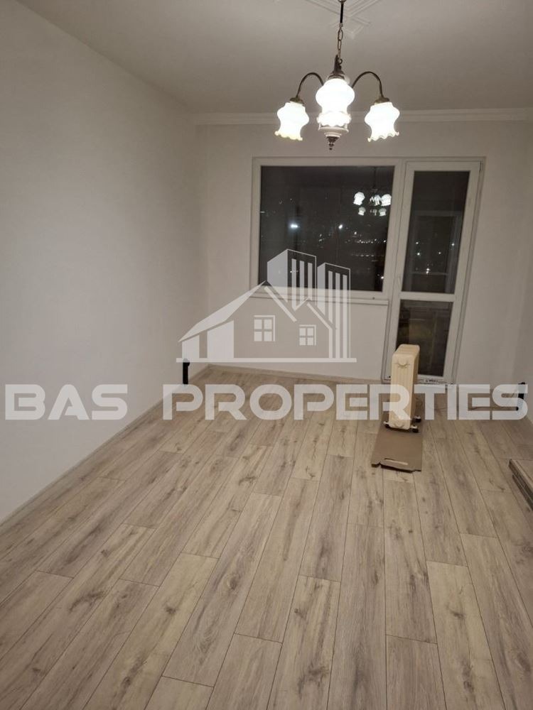 Продава 3-СТАЕН, гр. София, Лагера, снимка 3 - Апартаменти - 53335916