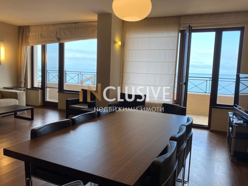 Eladó  3+ hálószoba Varna , k.k. Zlatni pjasaci , 239 négyzetméter | 33317168