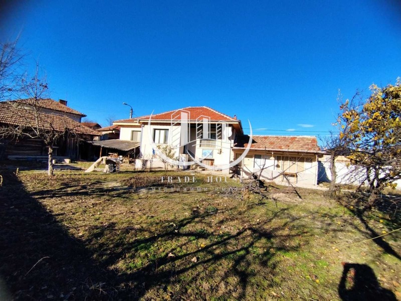 Продава  Къща, област Пловдив, с. Старосел • 34 500 EUR • ID 46795755 — holmes.bg - [1] 