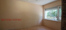 Όροφος σπιτιού Καζανσκη - ηζτοκ, Σταρα Ζαγορα 3