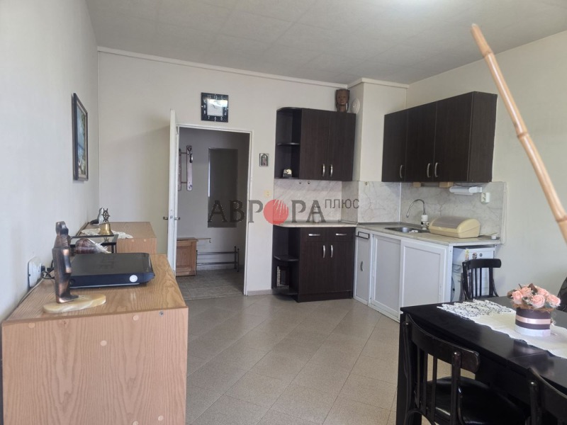 Продава 2-СТАЕН, гр. Бургас, Възраждане