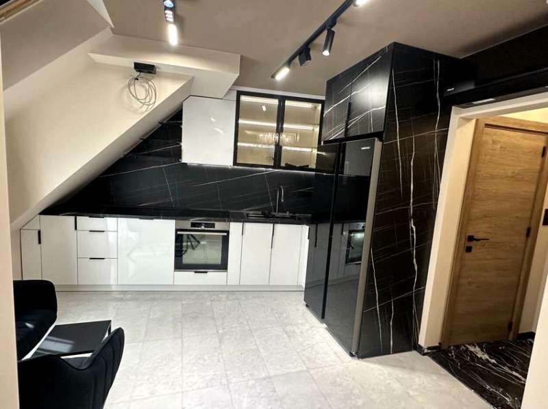 Продава  3-стаен град Пловдив , Център , 135 кв.м | 66868348 - изображение [2]