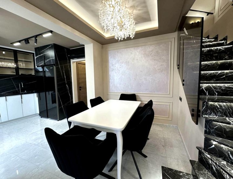 Продава  3-стаен град Пловдив , Център , 135 кв.м | 66868348 - изображение [3]