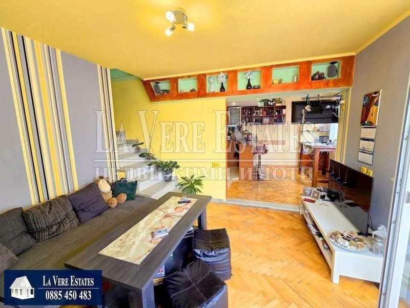 Продава 3-СТАЕН, гр. Русе, Център, снимка 6 - Апартаменти - 53347315