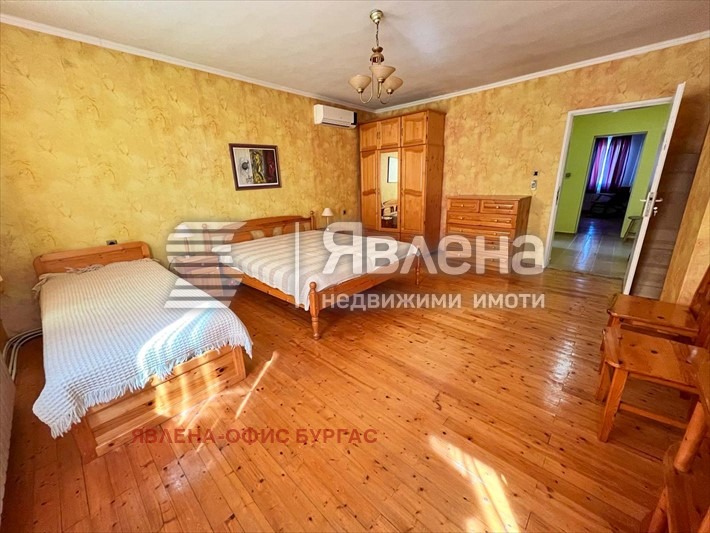 Продава КЪЩА, с. Кошарица, област Бургас, снимка 15 - Къщи - 49578440