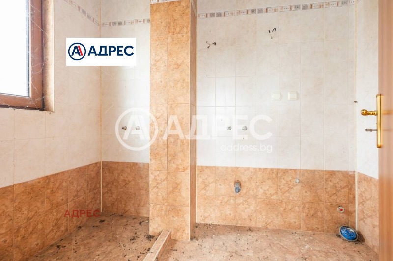 Продава КЪЩА, с. Църква, област Добрич, снимка 6 - Къщи - 53280461