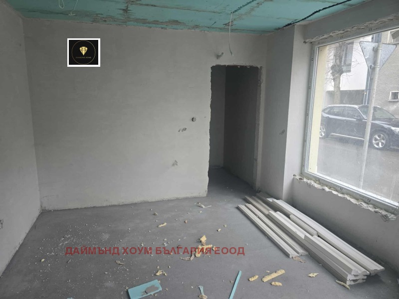 Продава МАГАЗИН, гр. Пловдив, Кючук Париж, снимка 3 - Магазини - 53321747