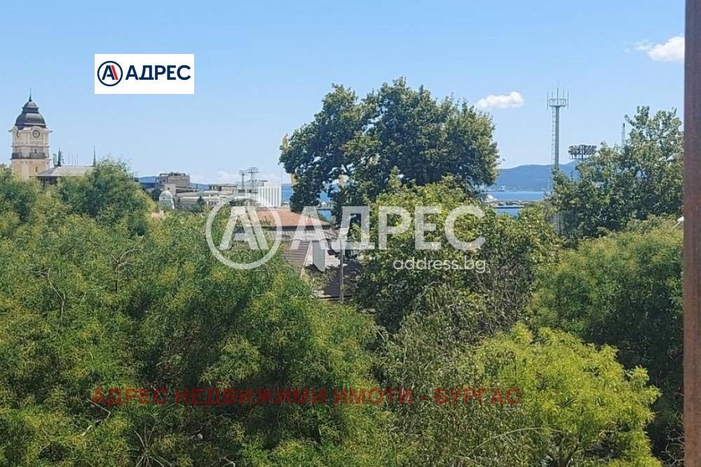 Продава МНОГОСТАЕН, гр. Бургас, Център
