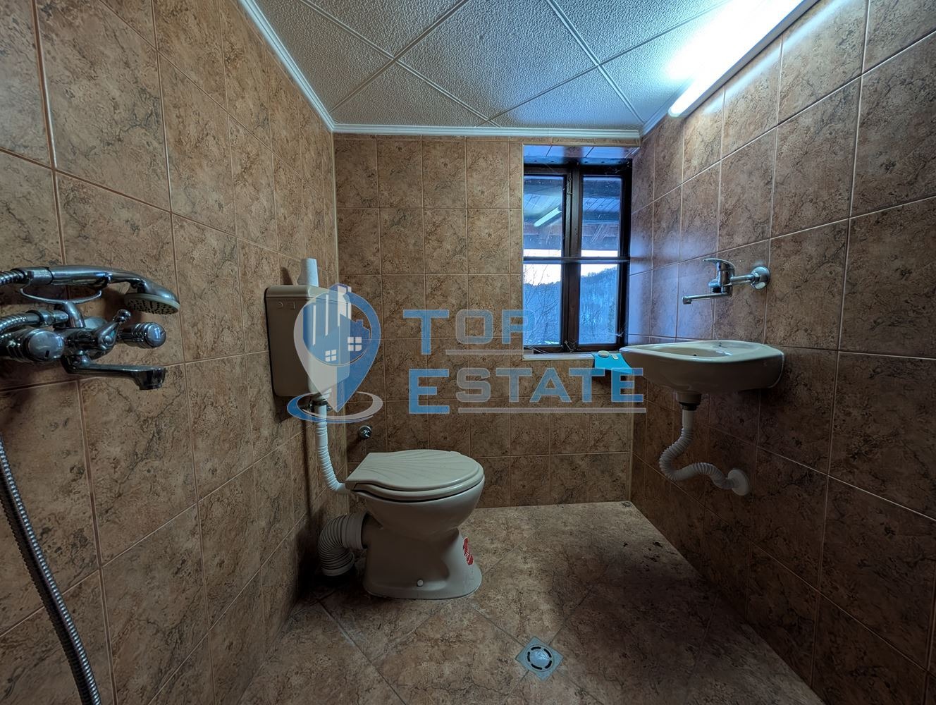 Продава КЪЩА, с. Вонеща вода, област Велико Търново, снимка 9 - Къщи - 48680187