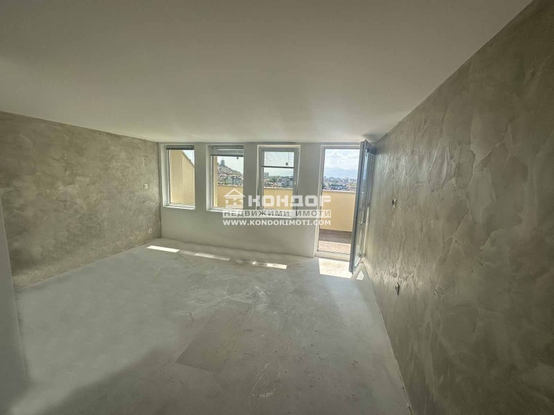 De vânzare  2 dormitoare Plovdiv , Țentâr , 130 mp | 56128779 - imagine [15]