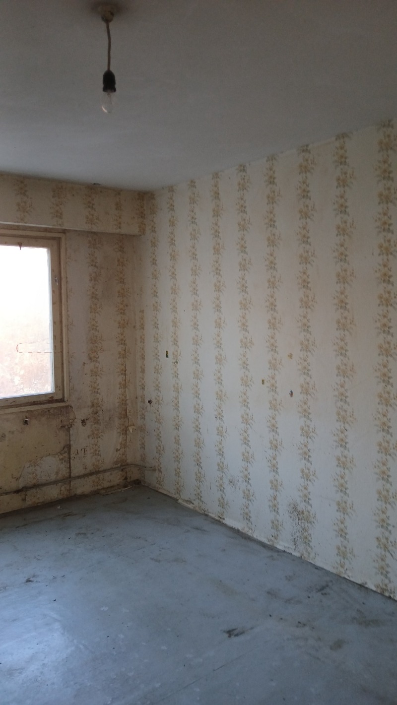 Продава 3-СТАЕН, гр. Русе, Здравец Изток, снимка 2 - Апартаменти - 53591741