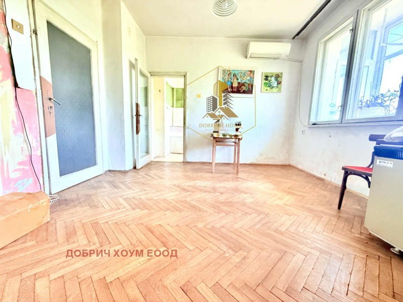 Продава  4-стаен град Добрич , Свети Георги , 120 кв.м | 83827490 - изображение [7]