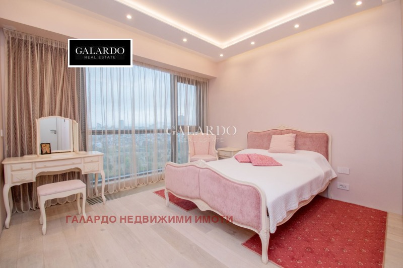 Продава 4-СТАЕН, гр. София, Център, снимка 9 - Апартаменти - 53333920