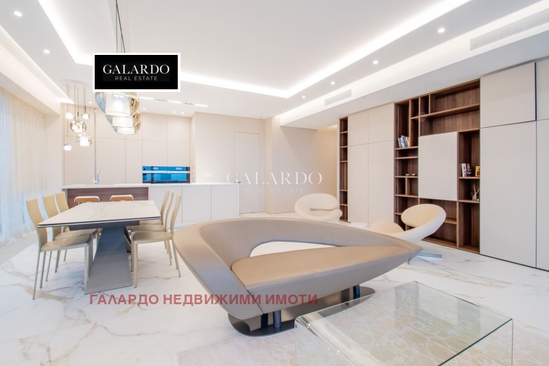 Продава 4-СТАЕН, гр. София, Център, снимка 4 - Апартаменти - 53333920