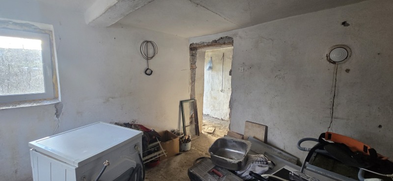 Продава КЪЩА, с. Цацаровци, област София област, снимка 11 - Къщи - 52950787