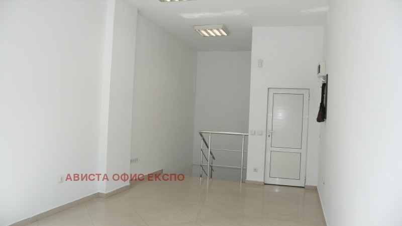 Продава  Магазин град София , Център , 75 кв.м | 82058045