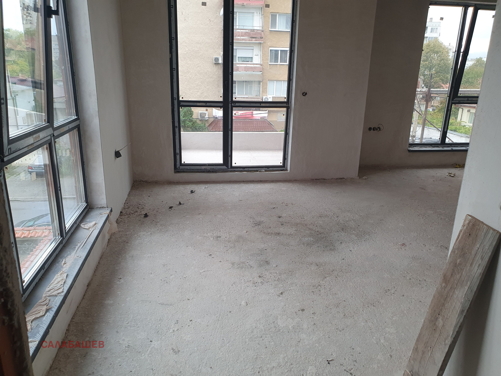 Продава 4-СТАЕН, гр. Казанлък, област Стара Загора