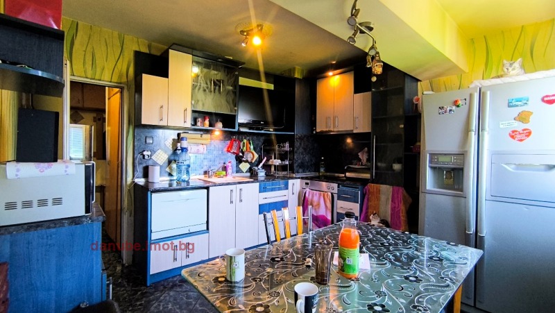 Продава  2-стаен, град Русе, Здравец Изток • 64 500 EUR • ID 69571974 — holmes.bg - [1] 