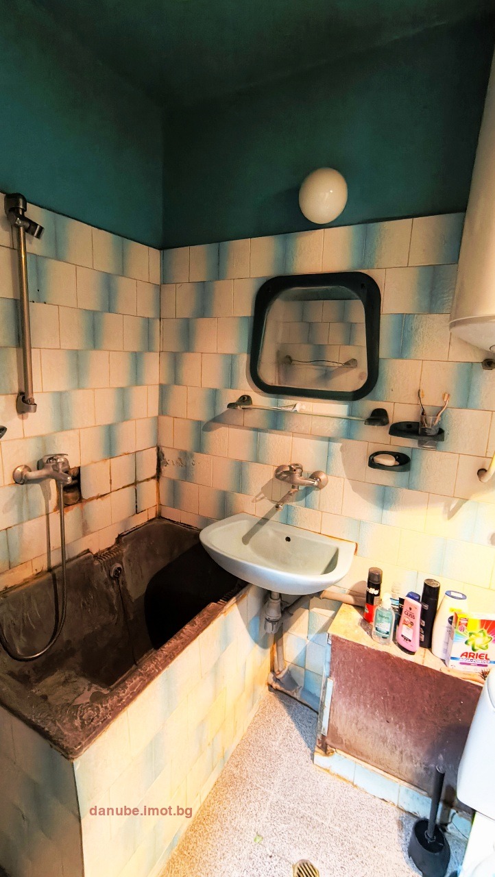 Продаја  1 спаваћа соба Русе , Здравец Изток , 64 м2 | 53933687 - слика [10]
