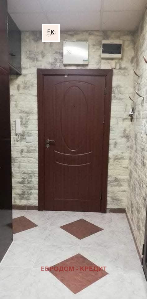 Продава 3-СТАЕН, гр. Стара Загора, Ремиза, снимка 2 - Апартаменти - 54784823
