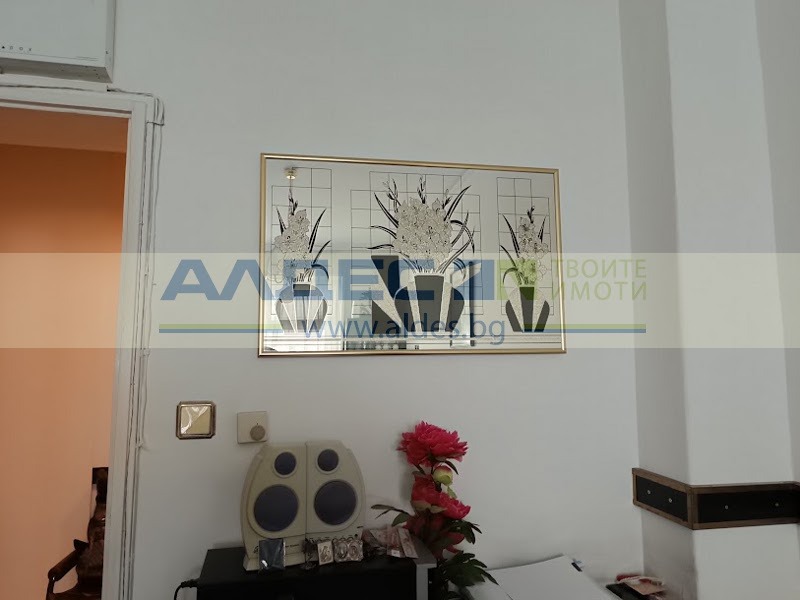 Продава ОФИС, гр. София, Център, снимка 12 - Офиси - 53191718