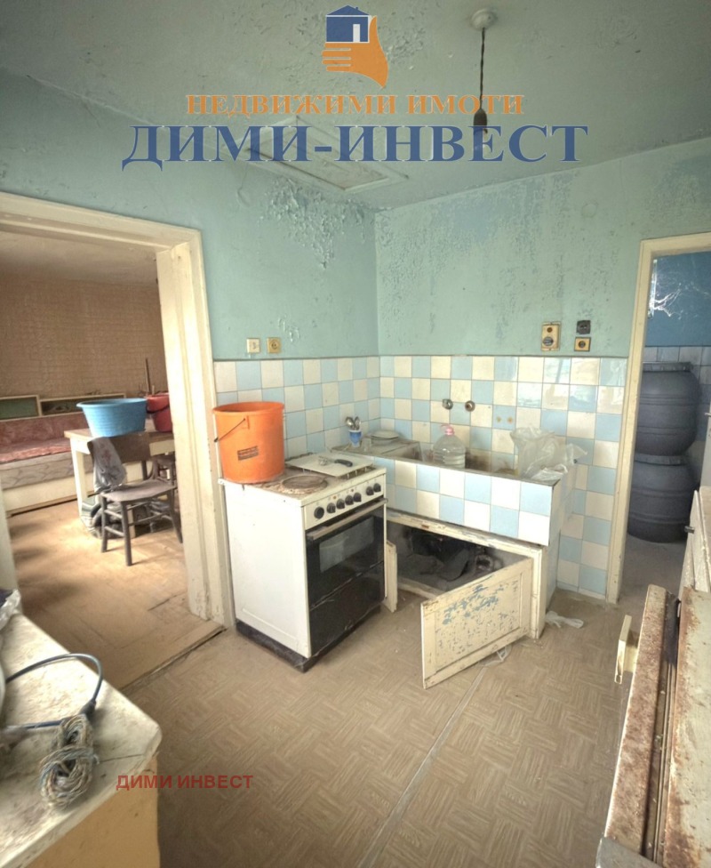 Продава КЪЩА, гр. Добрич, Рилци, снимка 5 - Къщи - 53376570