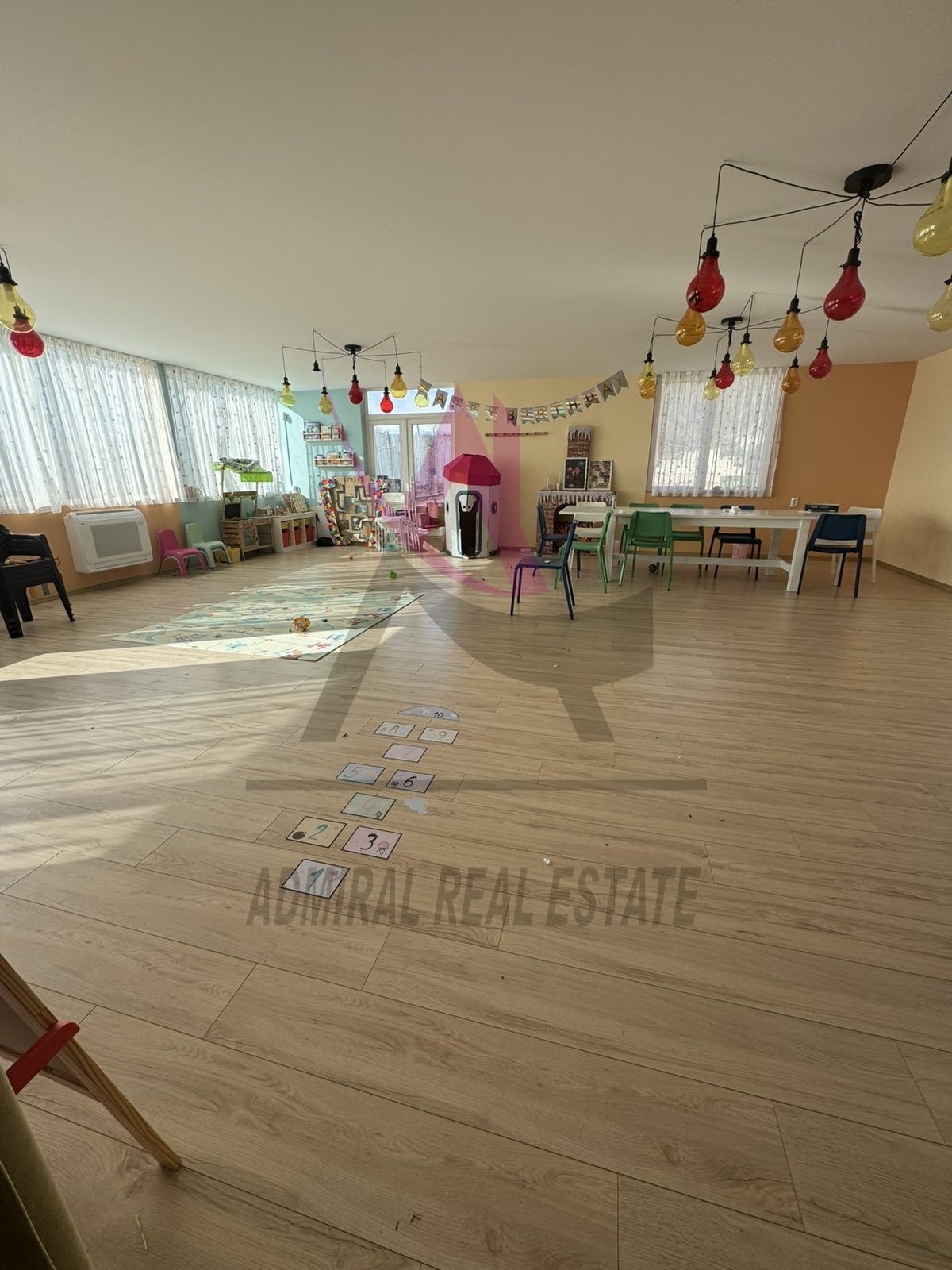 Продава КЪЩА, гр. Варна, м-т Сълзица, снимка 2 - Къщи - 53808416