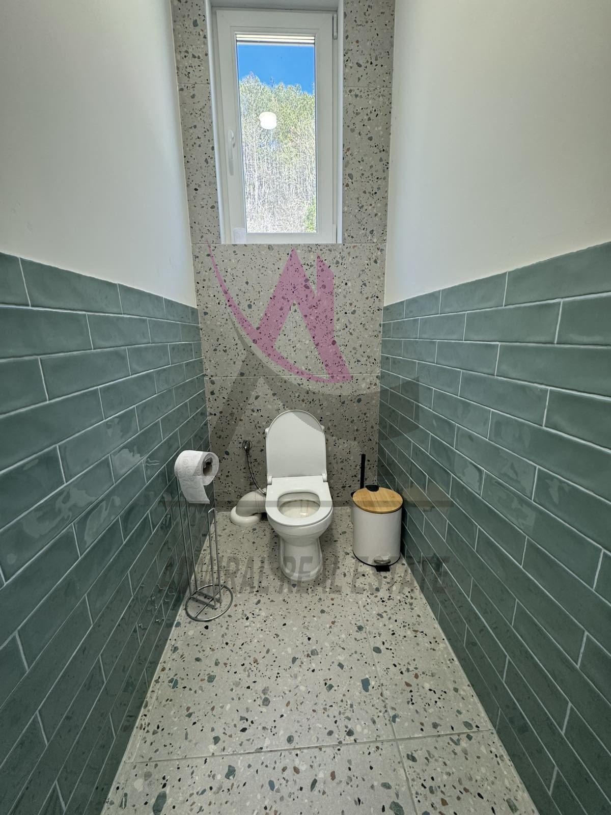 Продава КЪЩА, гр. Варна, м-т Сълзица, снимка 5 - Къщи - 53808416