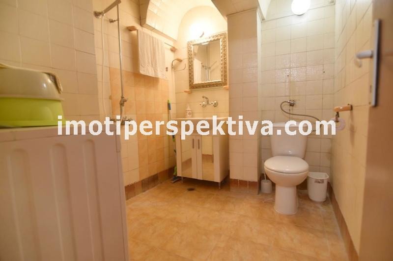 En venta  2 dormitorios Plovdiv , Kyuchuk Parizh , 97 metros cuadrados | 55193647 - imagen [13]