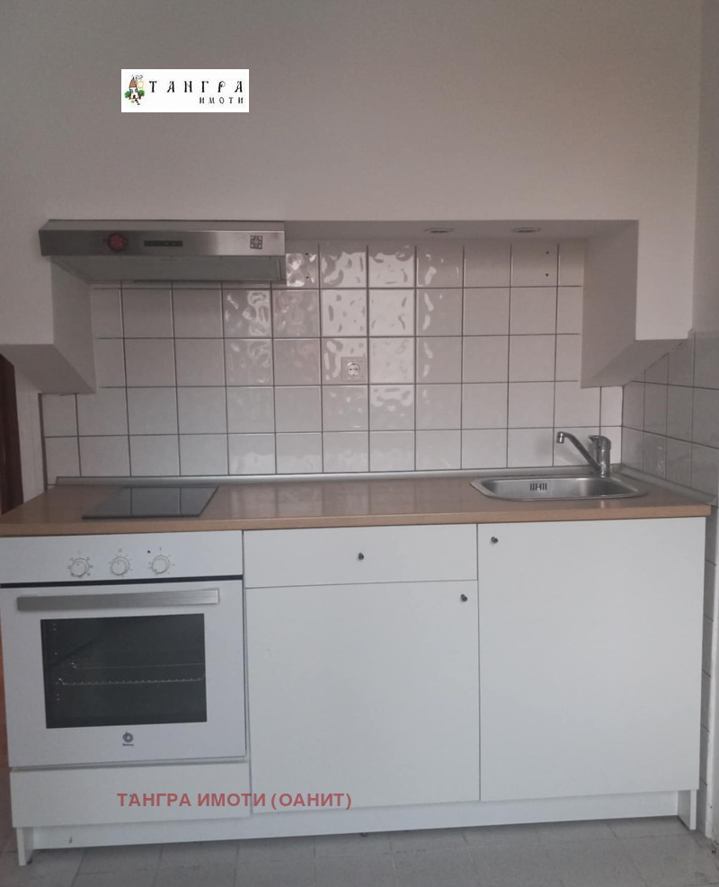 Продава  3-стаен град София , Център , 91 кв.м | 22440040