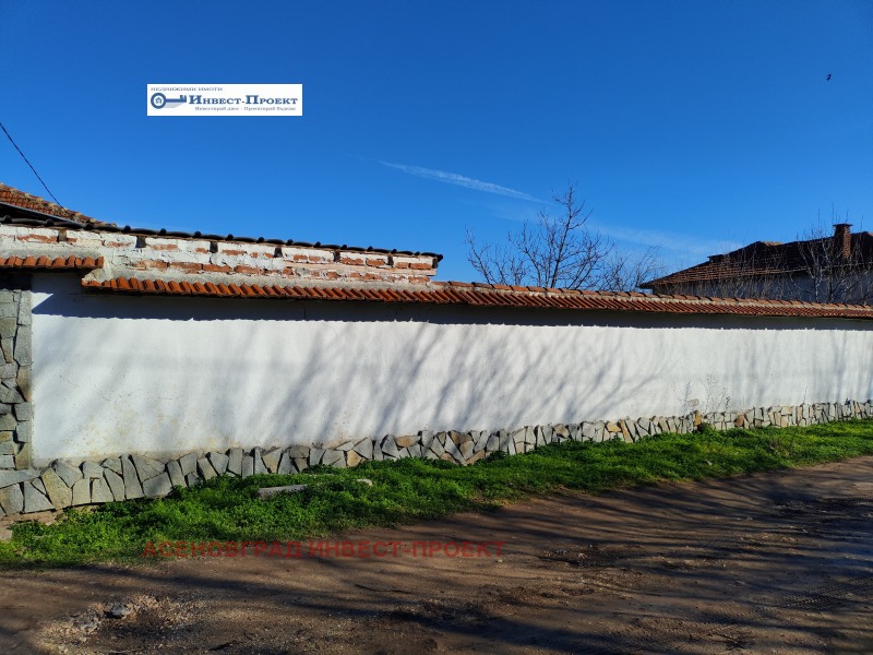 Продава КЪЩА, с. Леново, област Пловдив