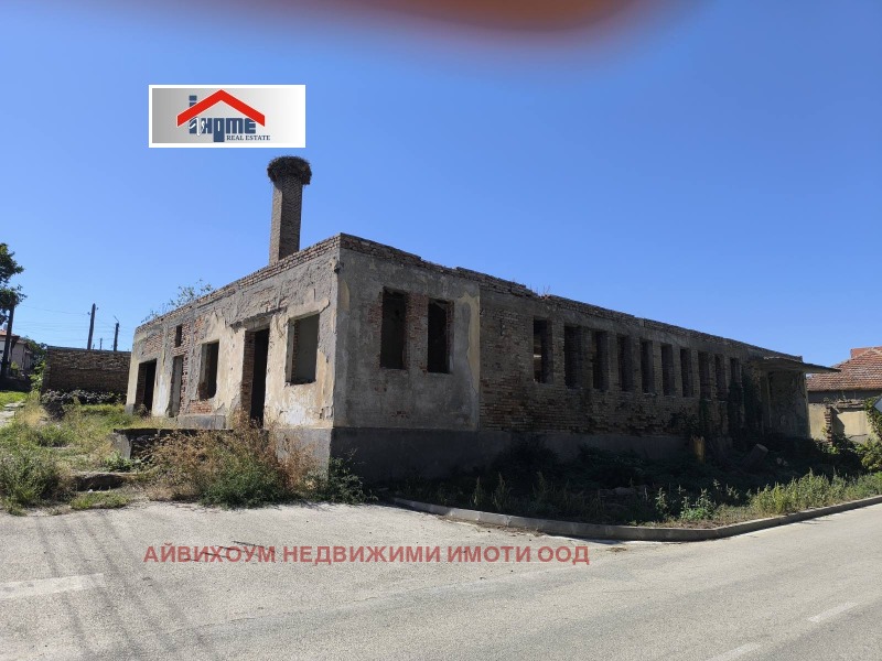 Продава  Пром. помещение област Плевен , гр. Тръстеник , 62 кв.м | 76294647