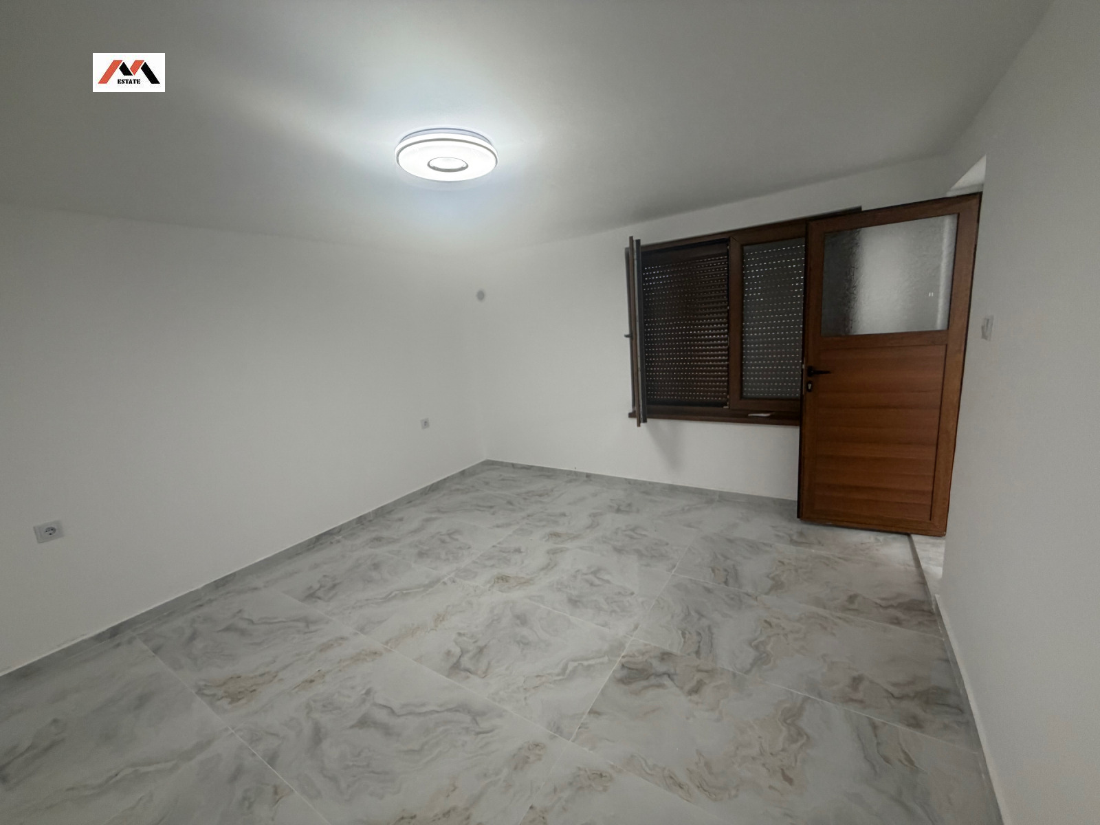 Продава КЪЩА, с. Ягода, област Стара Загора, снимка 14 - Къщи - 55579539