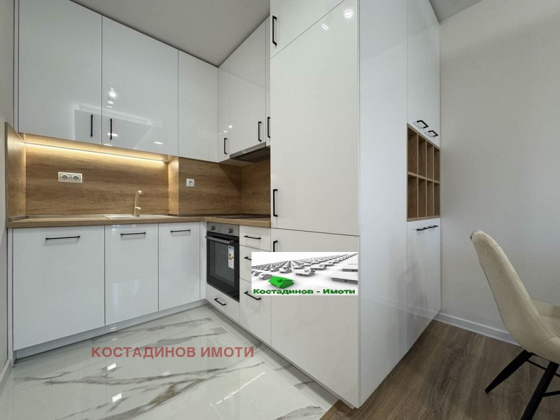 Продава 3-СТАЕН, гр. Пловдив, Остромила, снимка 2 - Апартаменти - 53239690