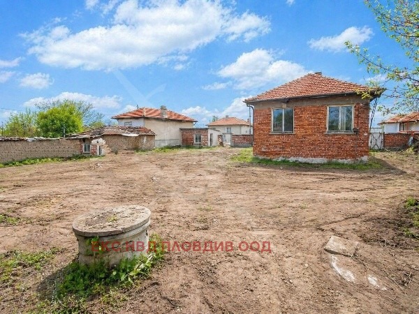 Продава КЪЩА, с. Пъдарско, област Пловдив, снимка 2 - Къщи - 54607070